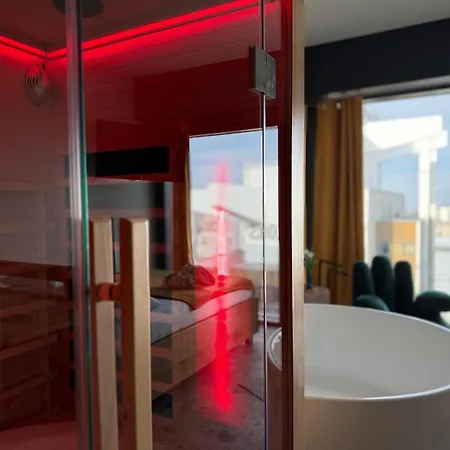 Appartement Sky Tower L Pietro 25 L Sauna Sanctuary *