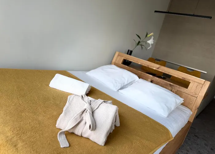 Sky Tower L Pietro 25 L Sauna Sanctuary Lägenhet *