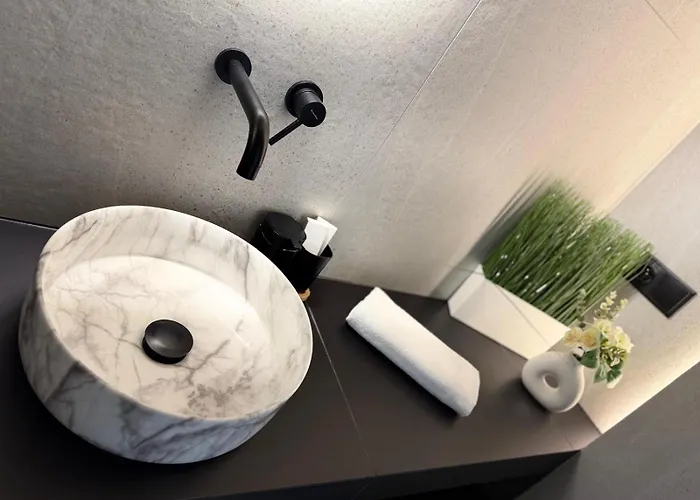 Sky Tower L Pietro 25 L Sauna Sanctuary Lägenhet